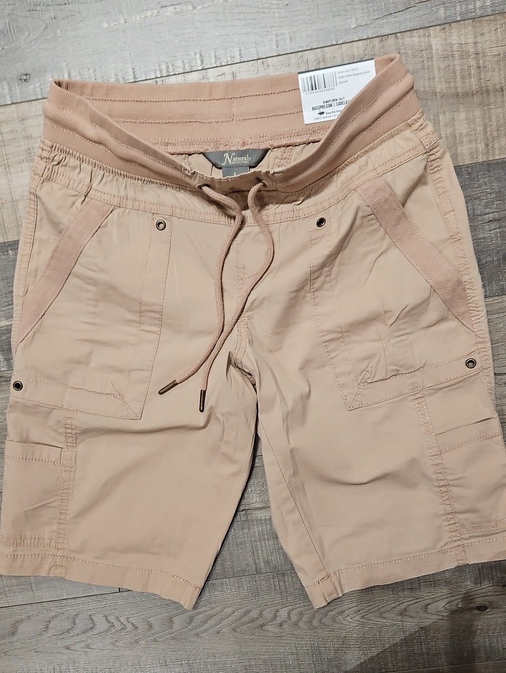 Naturals Women's Cargo Shorts — Beige